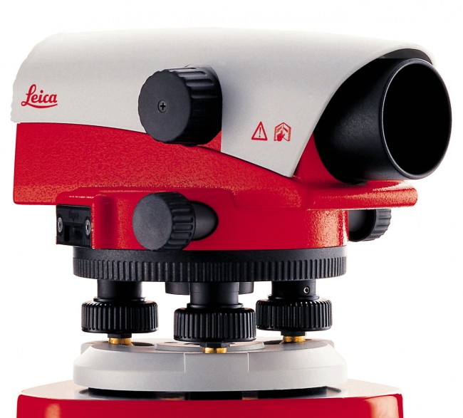 Оптический нивелир Leica NA728